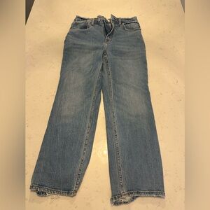 Abercrombie & Fitch Ankle Straight Ultra High Rise Jean (short length)